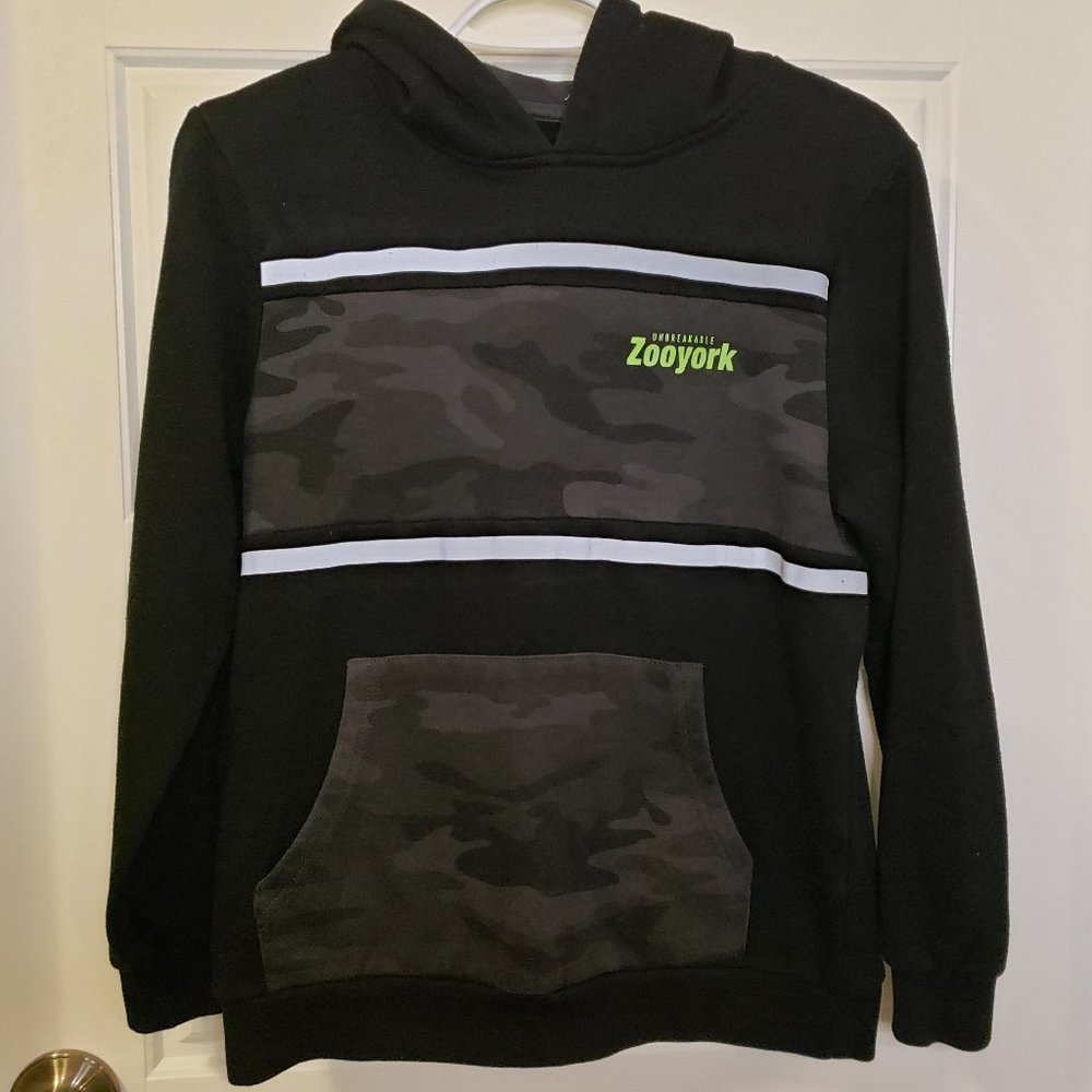 Zooyork Black Camo Grey Lime Green Hooded Sweatshirt - Youth Size: Large or 14
